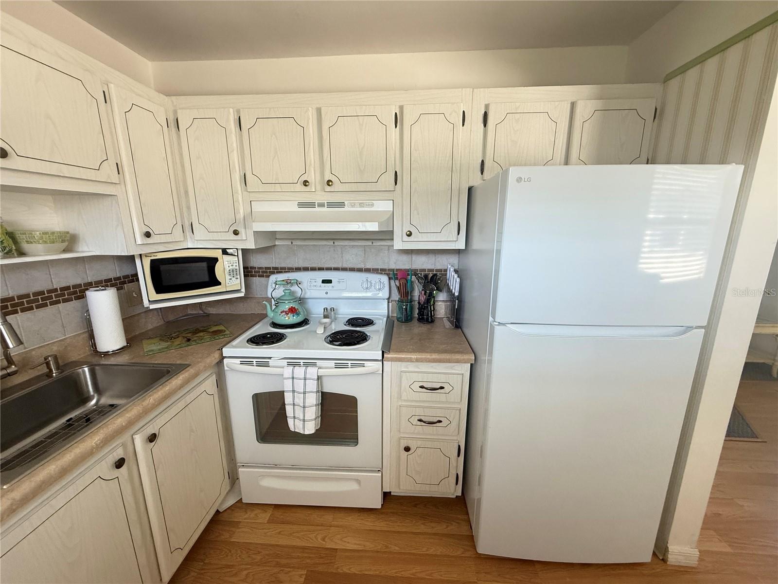 ANDOVER E CONDO - Residential Lease