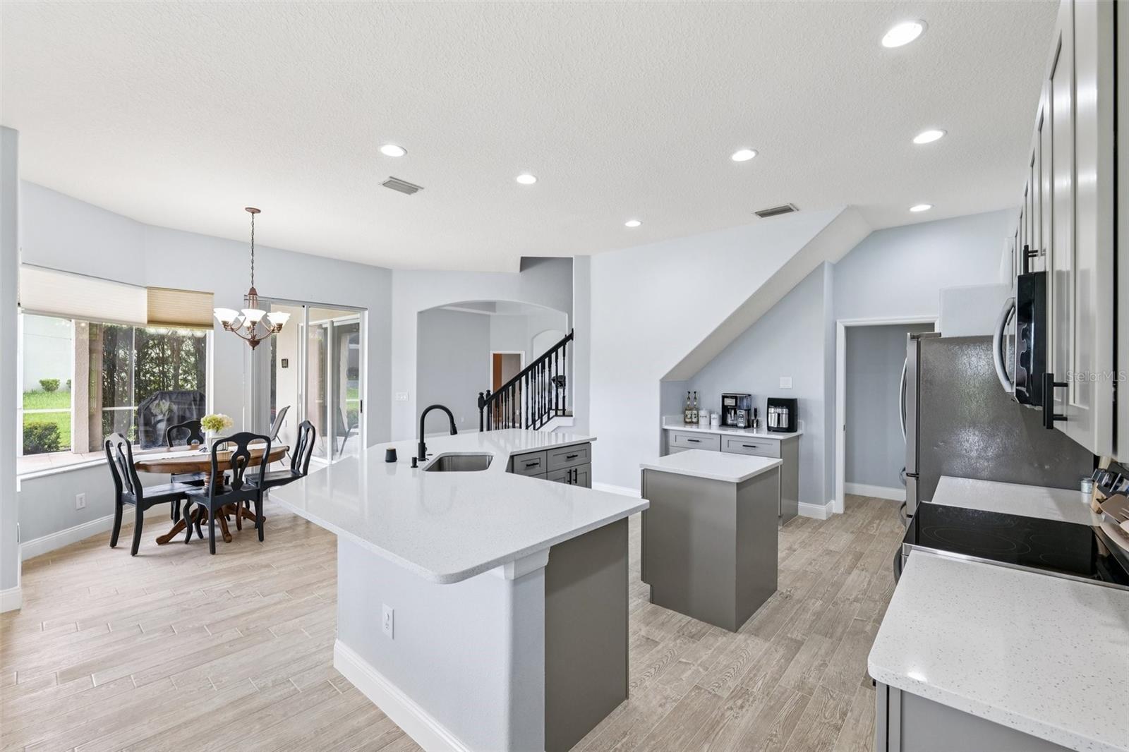 LAKE JOVITA GOLF & COUNTRY CLUB PH 02A - Residential Lease