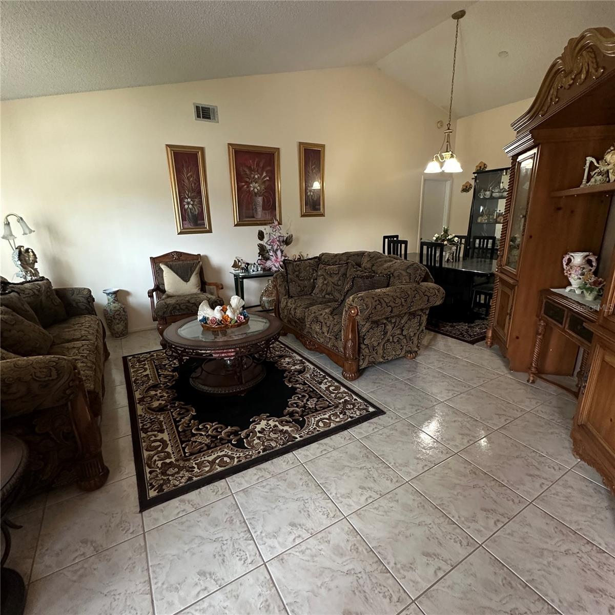 1562 JASON STREET