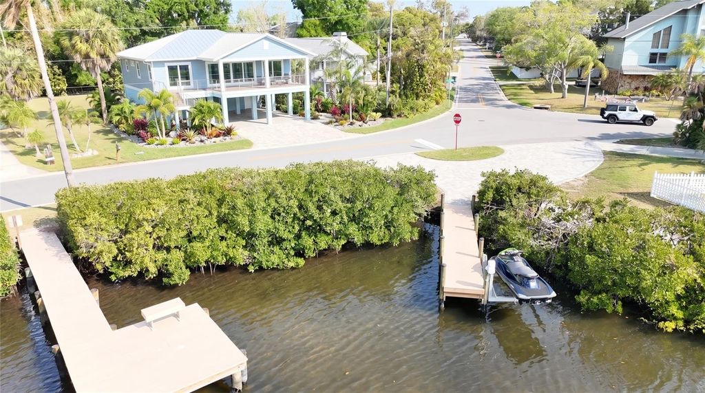 Photo of 231 Lagoon Drive, Palm Harbor, FL 34683 (MLS # TB8490521)