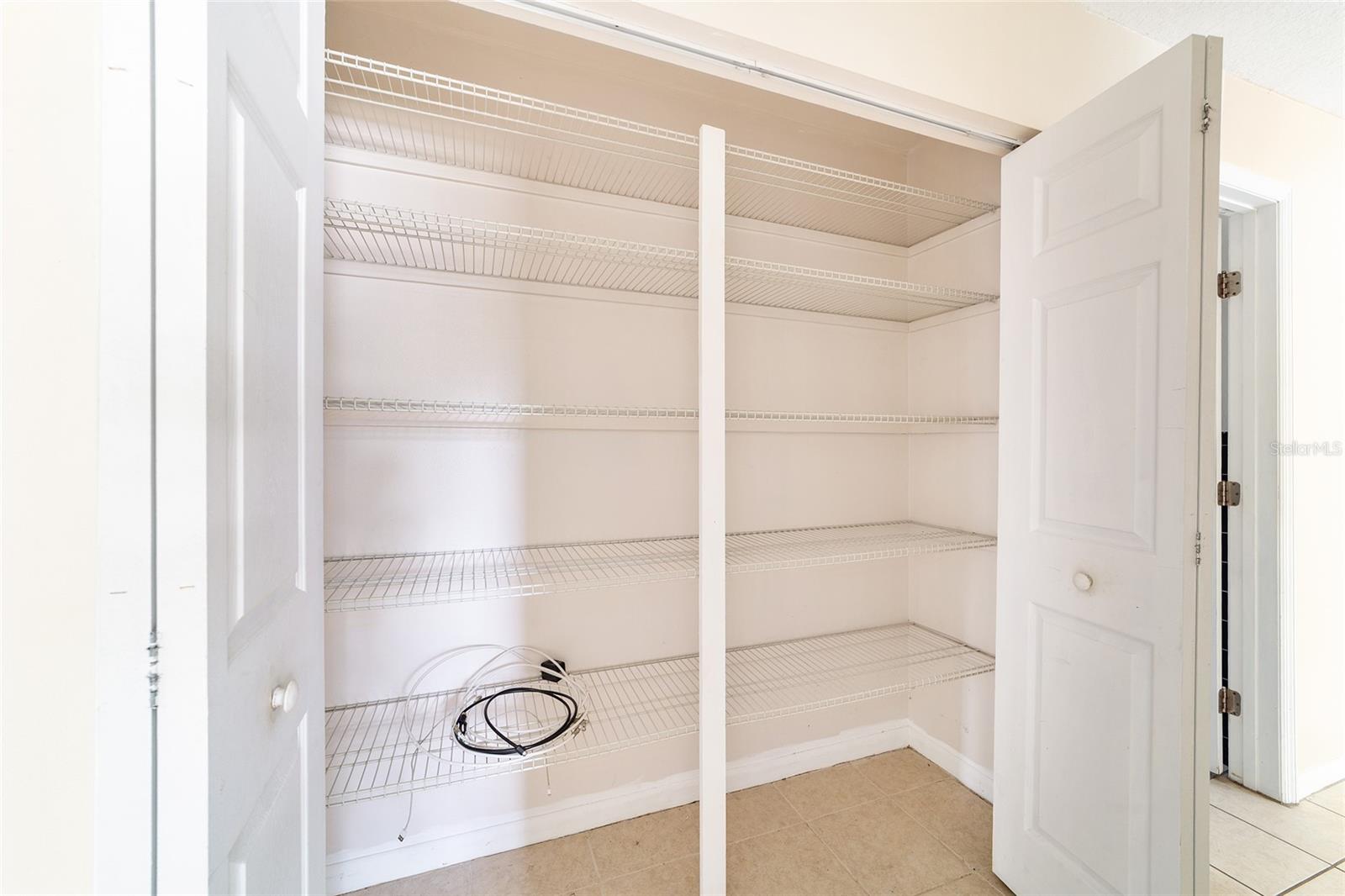 ROY MIMS - Residential Lease