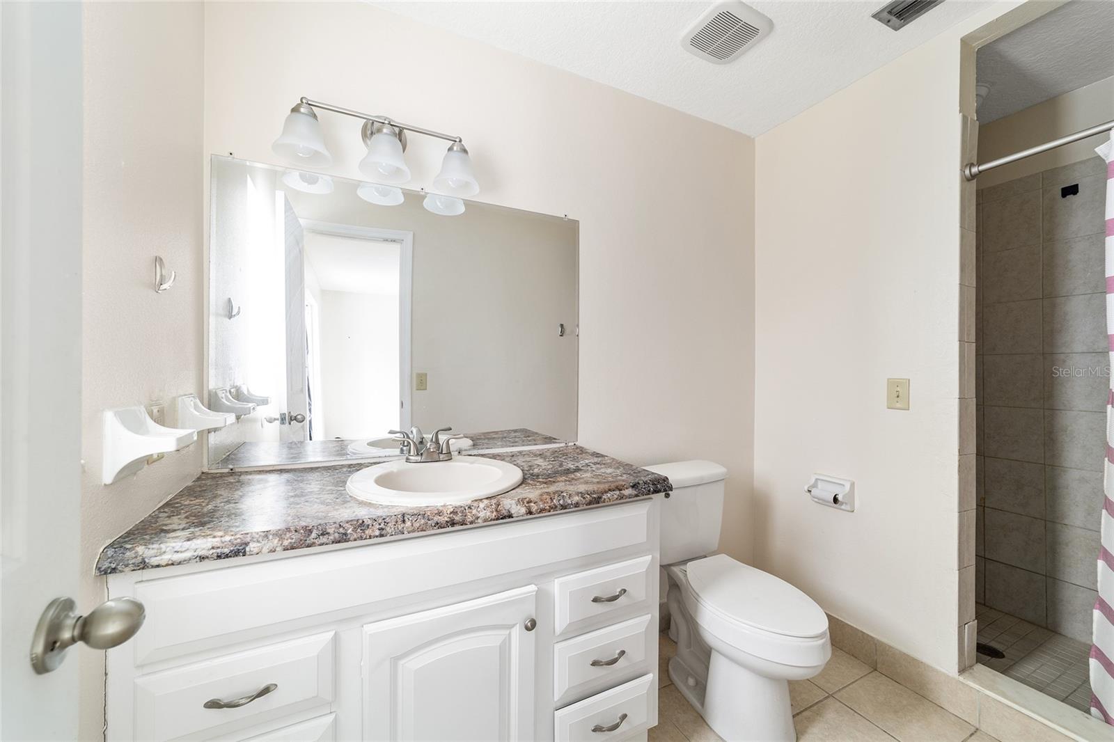 ROY MIMS - Residential Lease