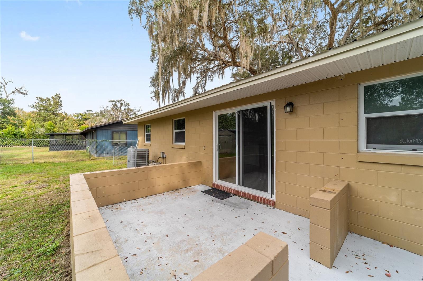 ROY MIMS - Residential Lease