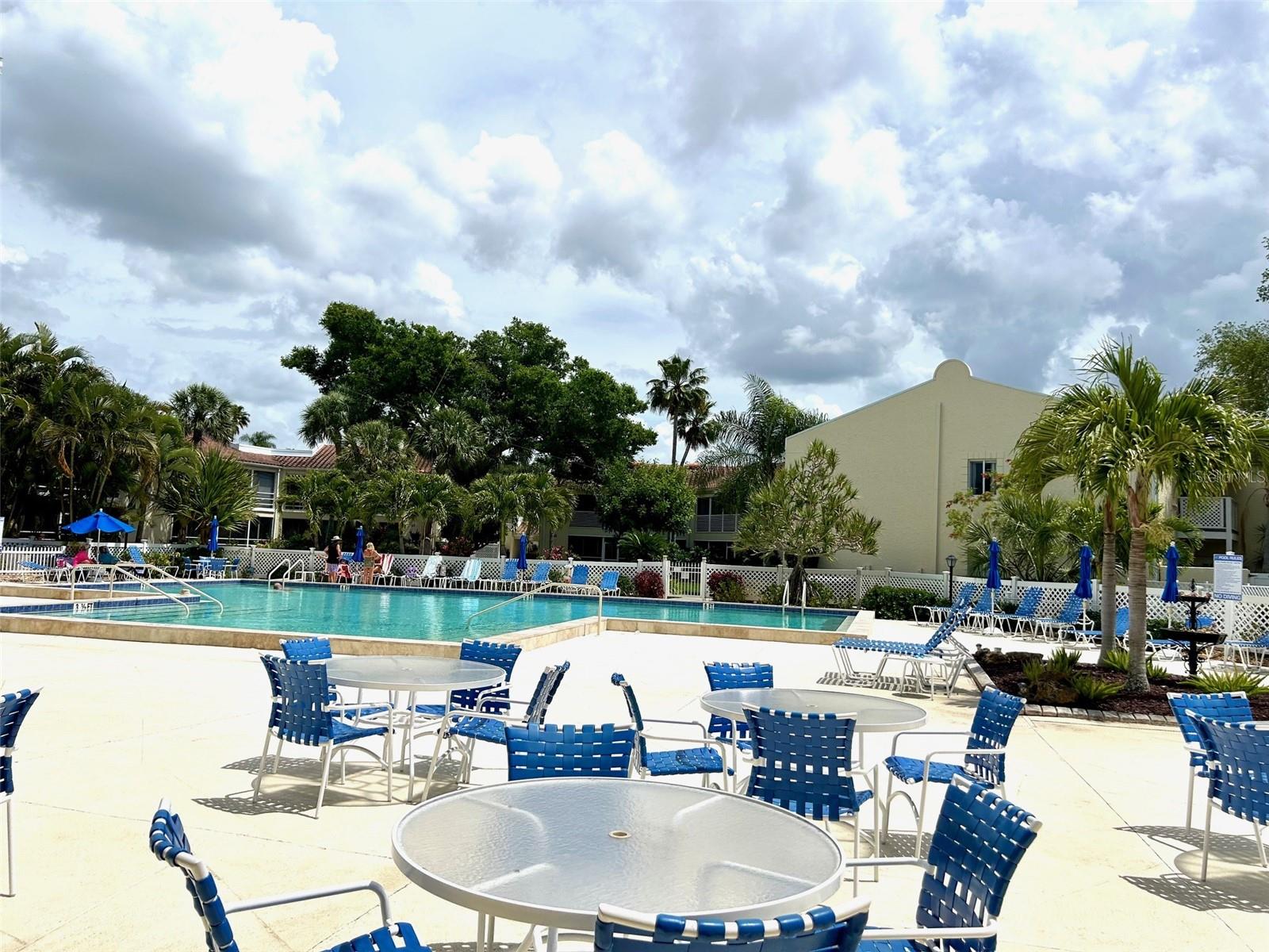 VIZCAYA PH 6,10&11 - Residential