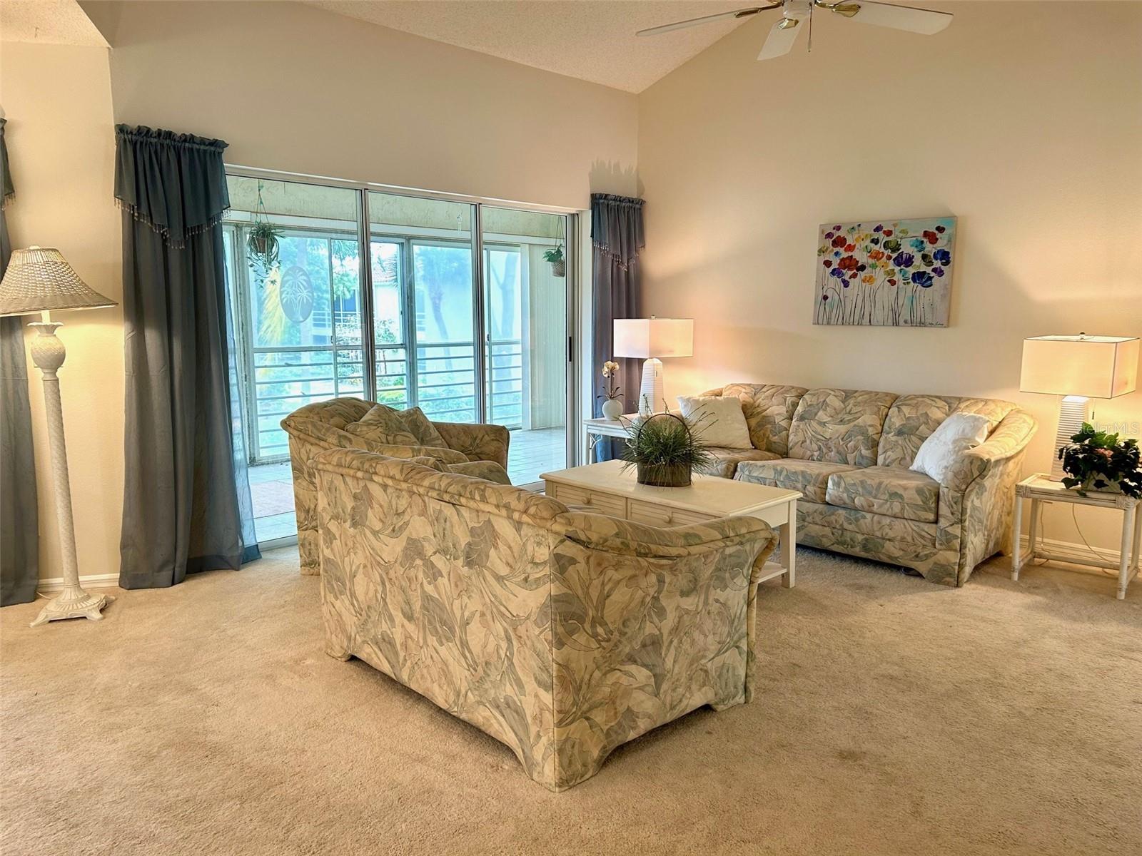 VIZCAYA PH 6,10&11 - Residential