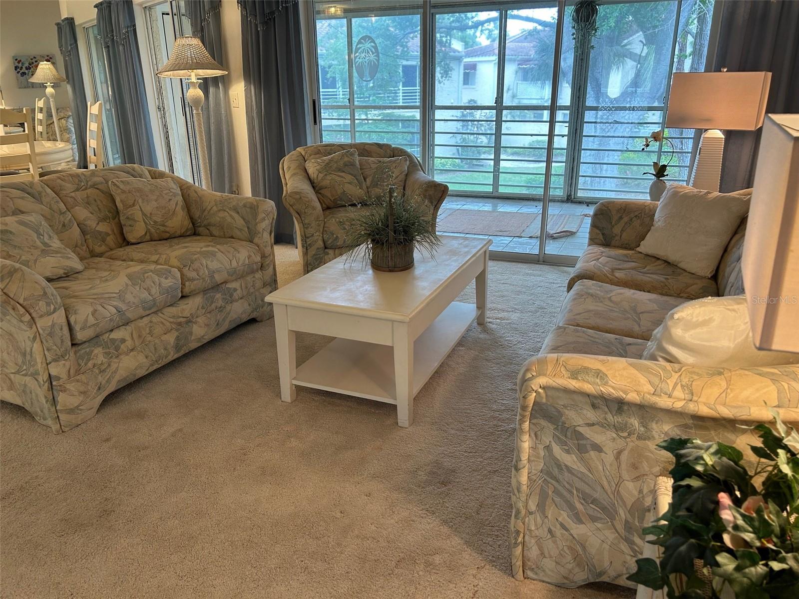 VIZCAYA PH 6,10&11 - Residential