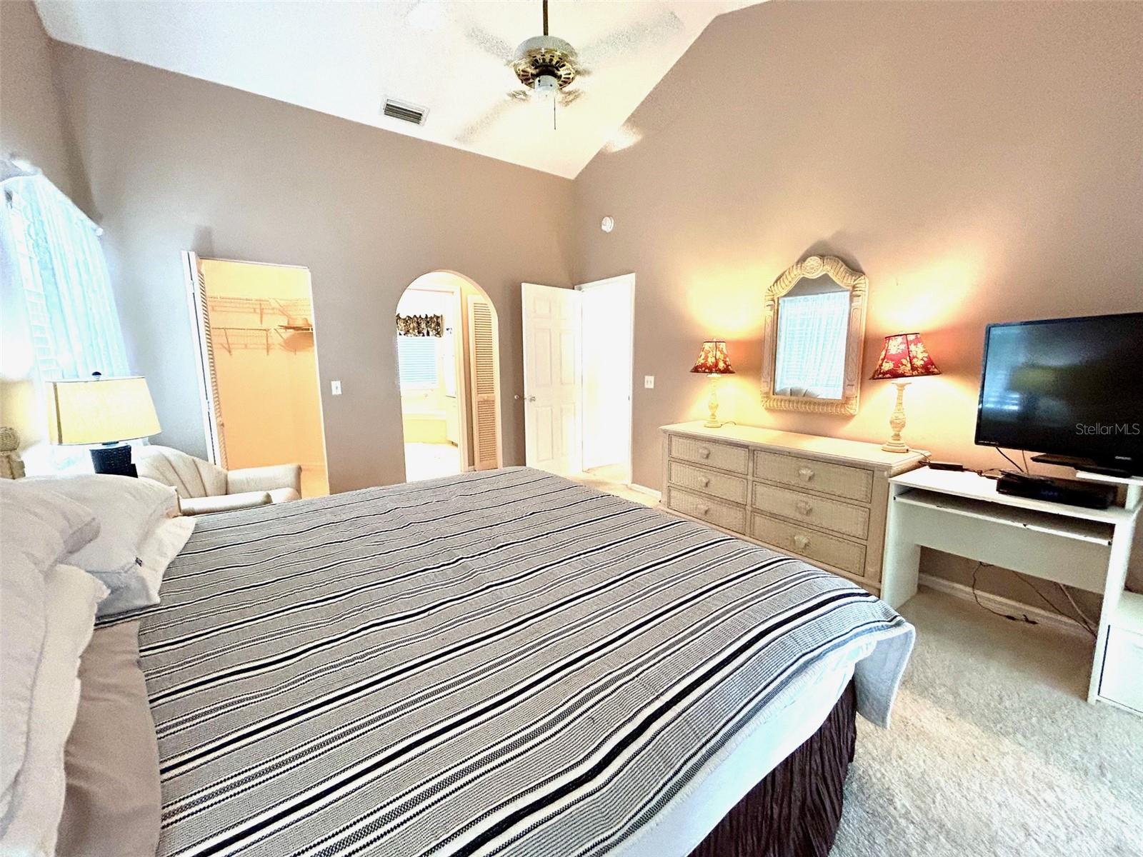 VIZCAYA PH 6,10&11 - Residential