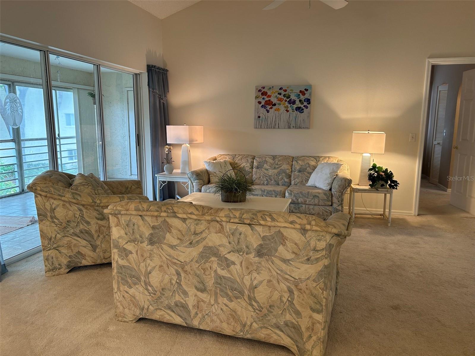 VIZCAYA PH 6,10&11 - Residential