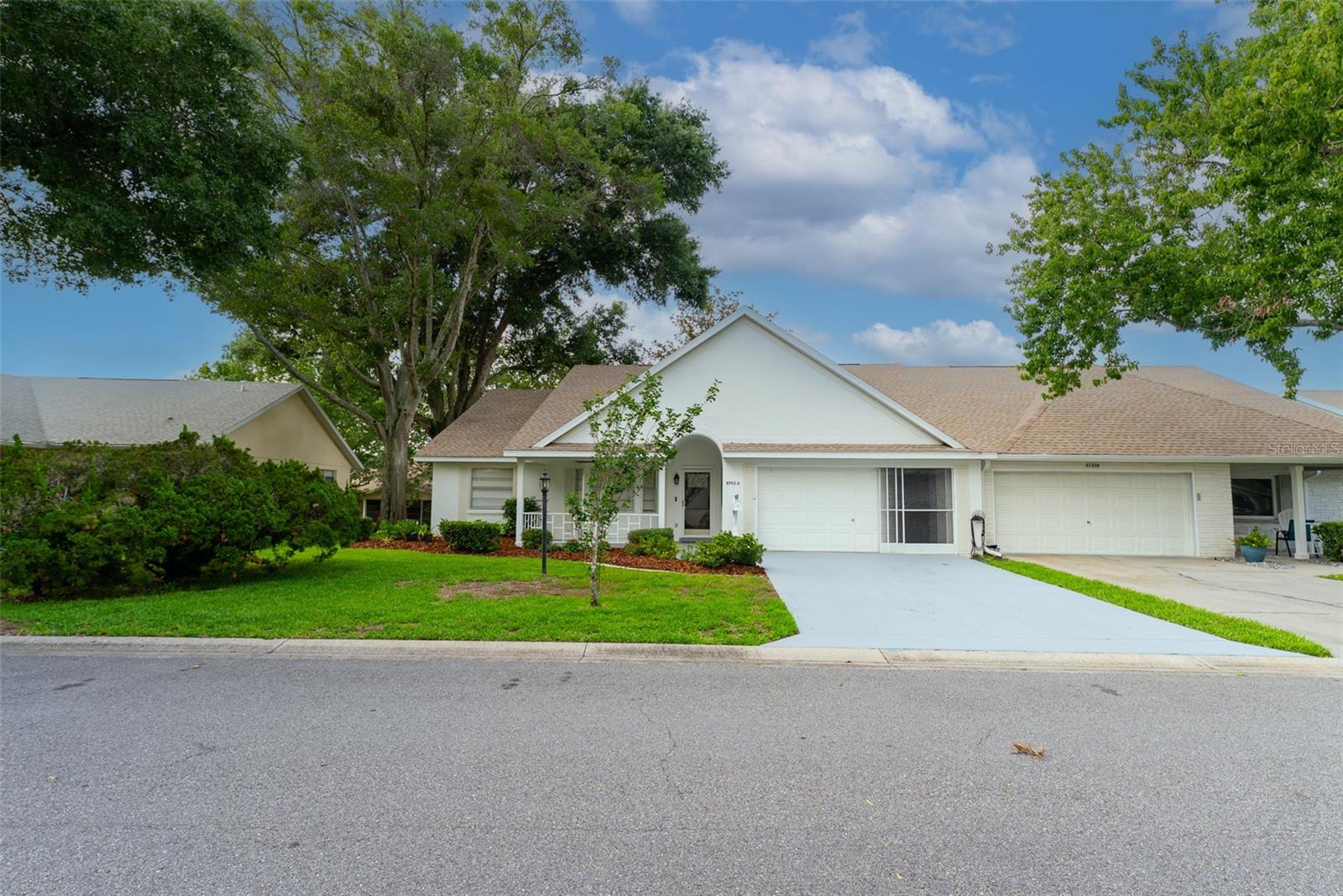 CIRCLE SQUARE WOODS - Residential
