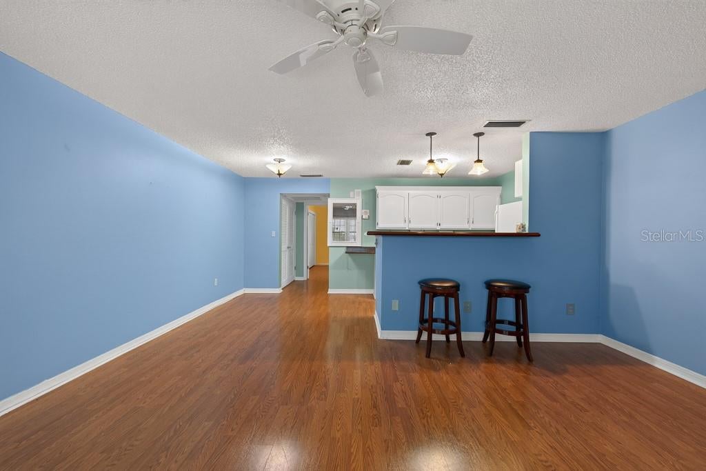 4801 AIRPORT ROAD 118
