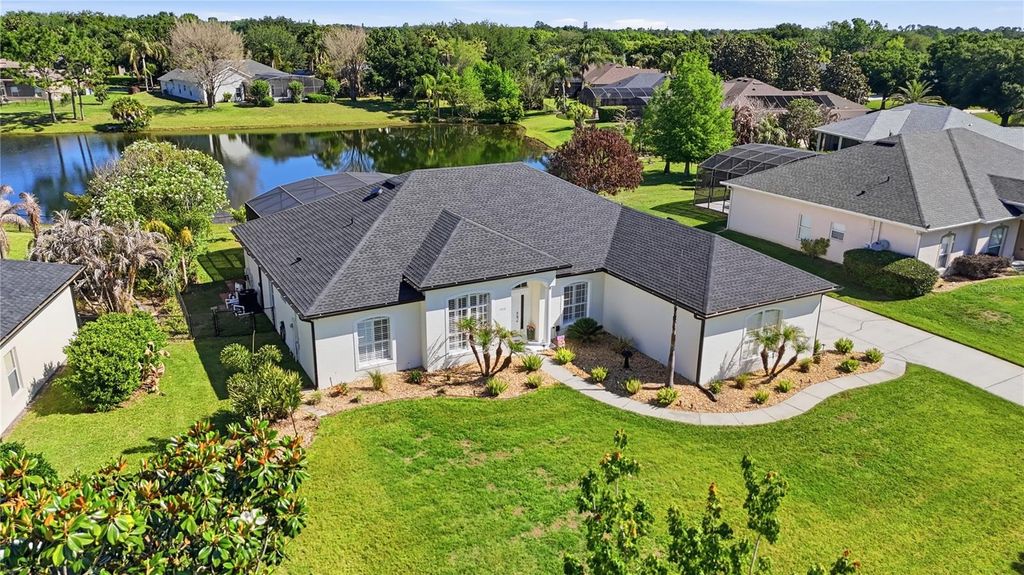 Photo of 1910 Sir Lancelot Circle, Saint Cloud, FL 34772 (MLS # O6402569)