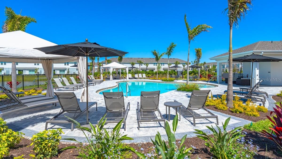 TOWNHOMES AT AZARIO - Residential