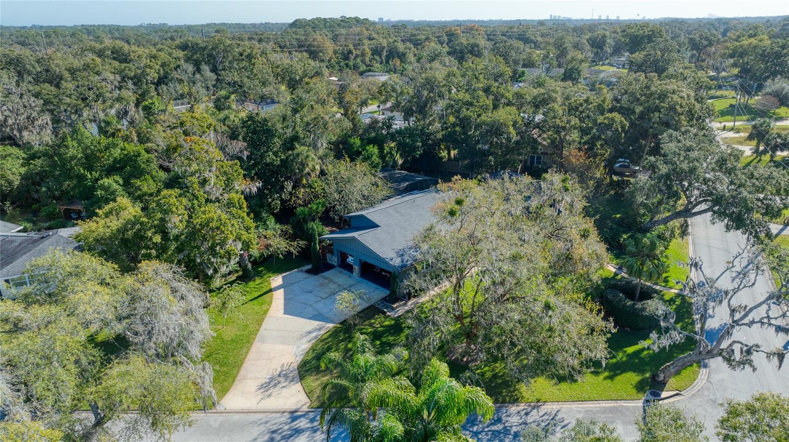 TOMOKA OAKS COUNTRY CLUB ESTATES - Residential