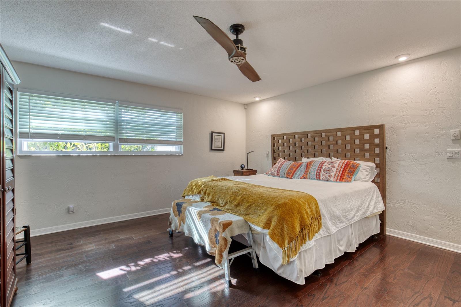 TOMOKA OAKS COUNTRY CLUB ESTATES - Residential