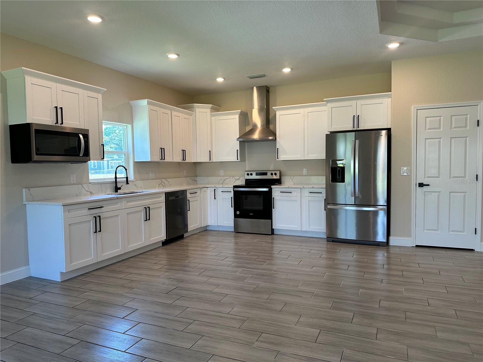 LOCKHART & MATHIS - Residential