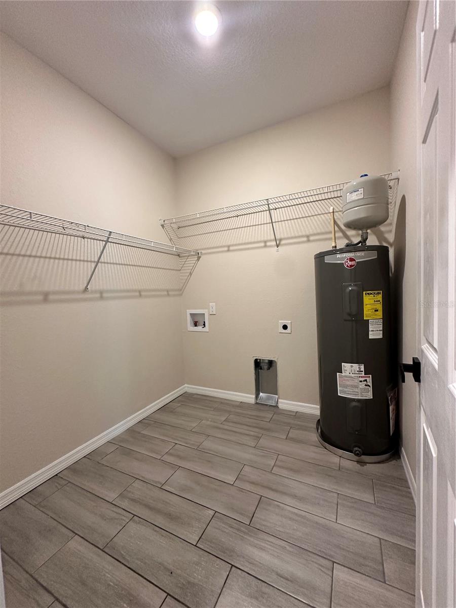 LOCKHART & MATHIS - Residential