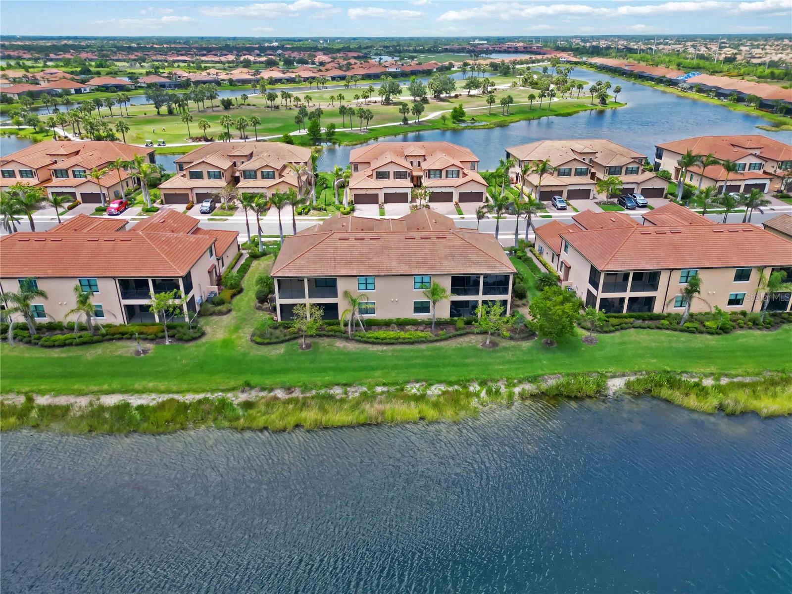 SARASOTA NATIONAL - Residential Lease