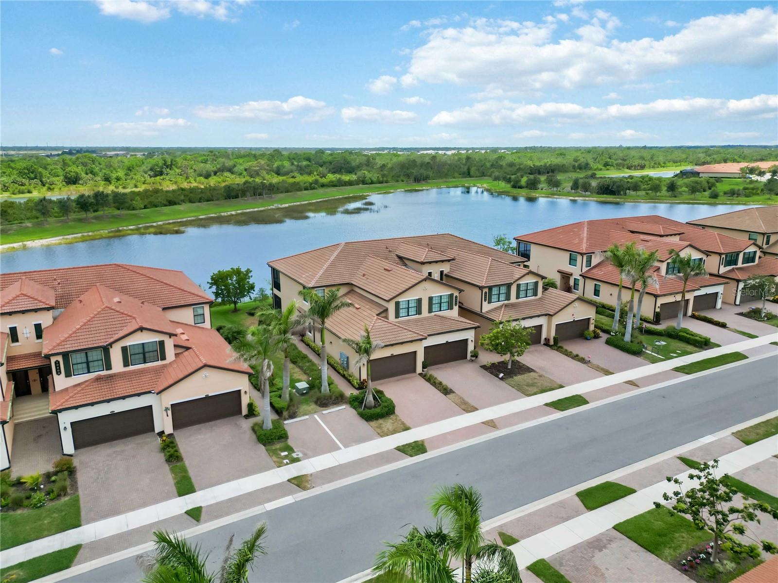 SARASOTA NATIONAL - Residential Lease