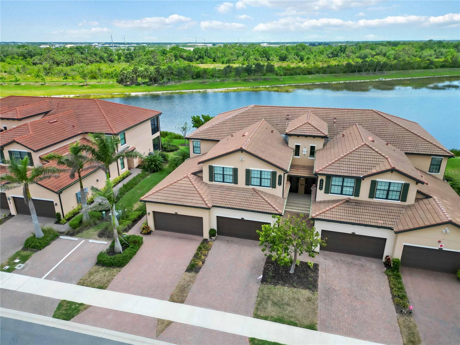 SARASOTA NATIONAL - Residential Lease