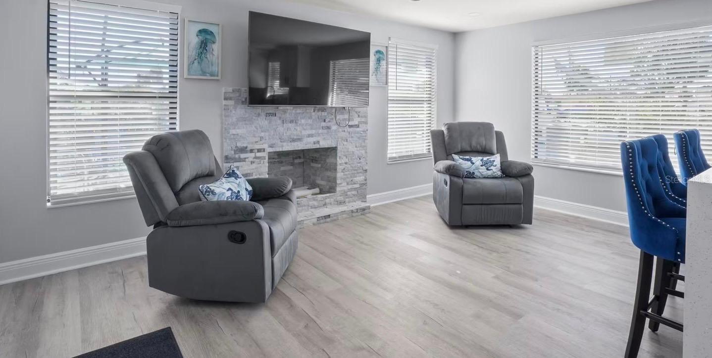 6712 SEA RANCH DRIVE