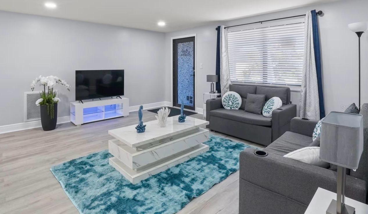 6712 SEA RANCH DRIVE