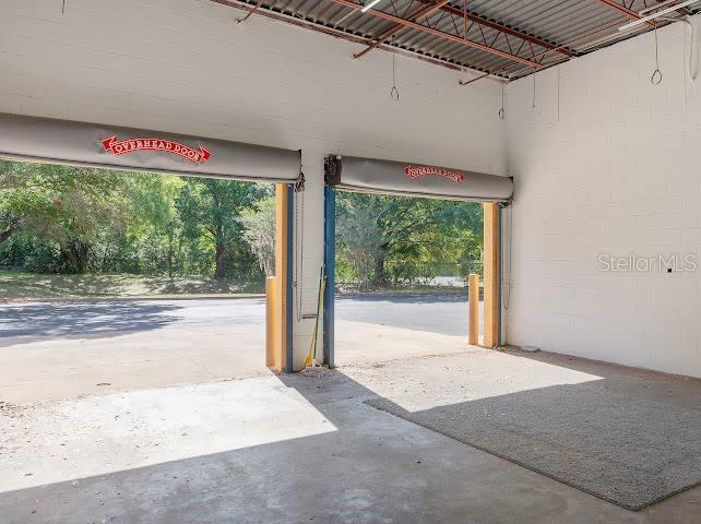 PIDGEON PARK - Commercial Lease