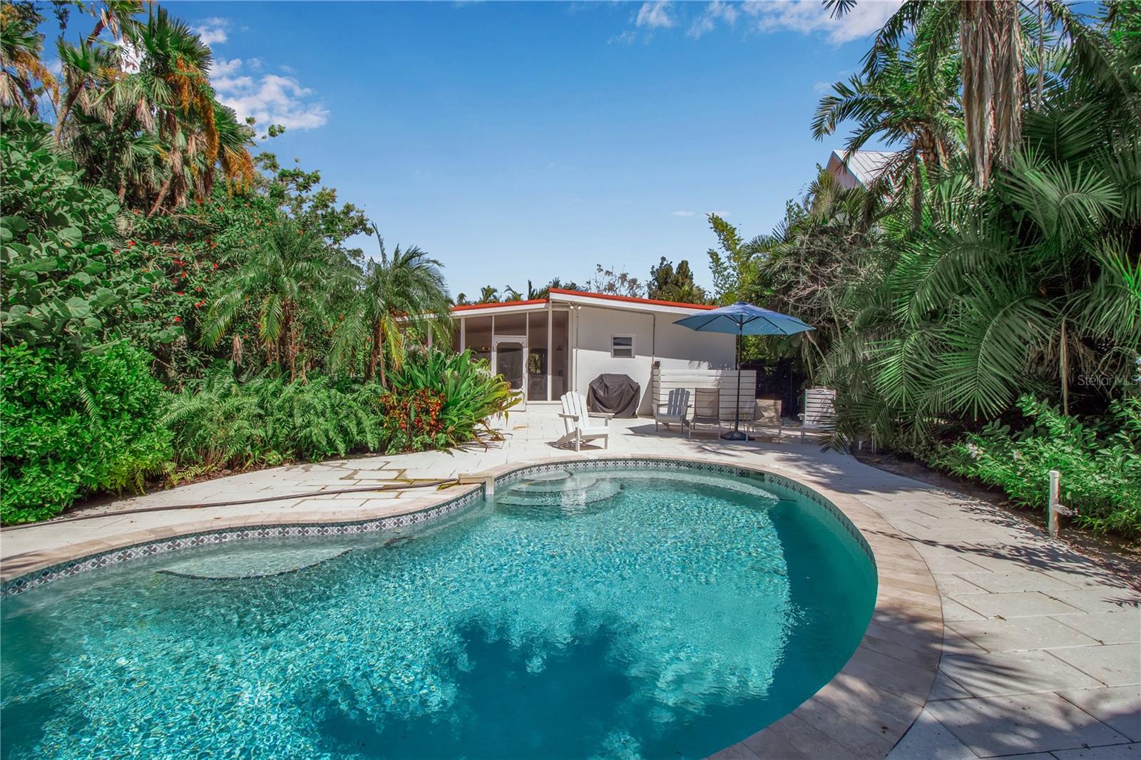 LONGBEACH ON LONGBOAT KEY - Residential Lease