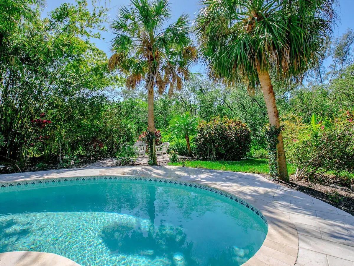 LONGBEACH ON LONGBOAT KEY - Residential Lease