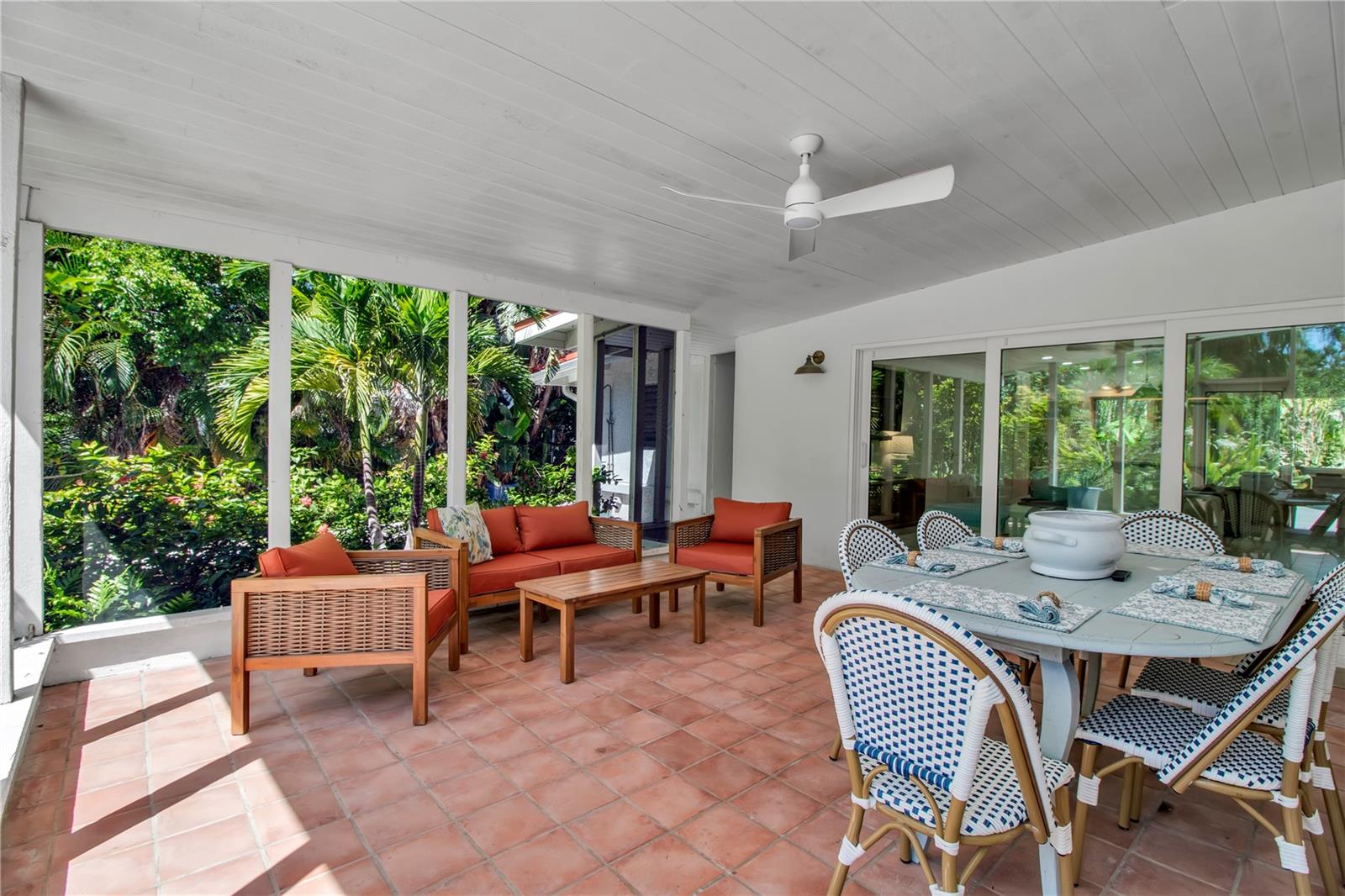 LONGBEACH ON LONGBOAT KEY - Residential Lease