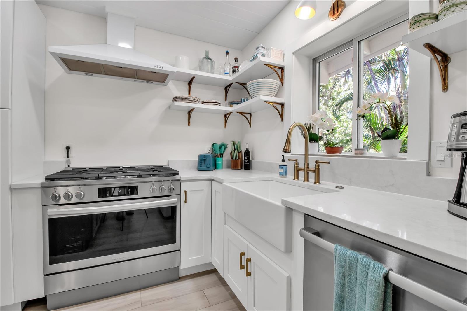 LONGBEACH ON LONGBOAT KEY - Residential Lease