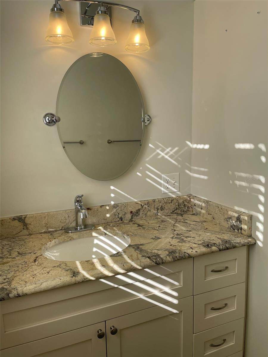 HYDE PARK WEST - Residential Lease