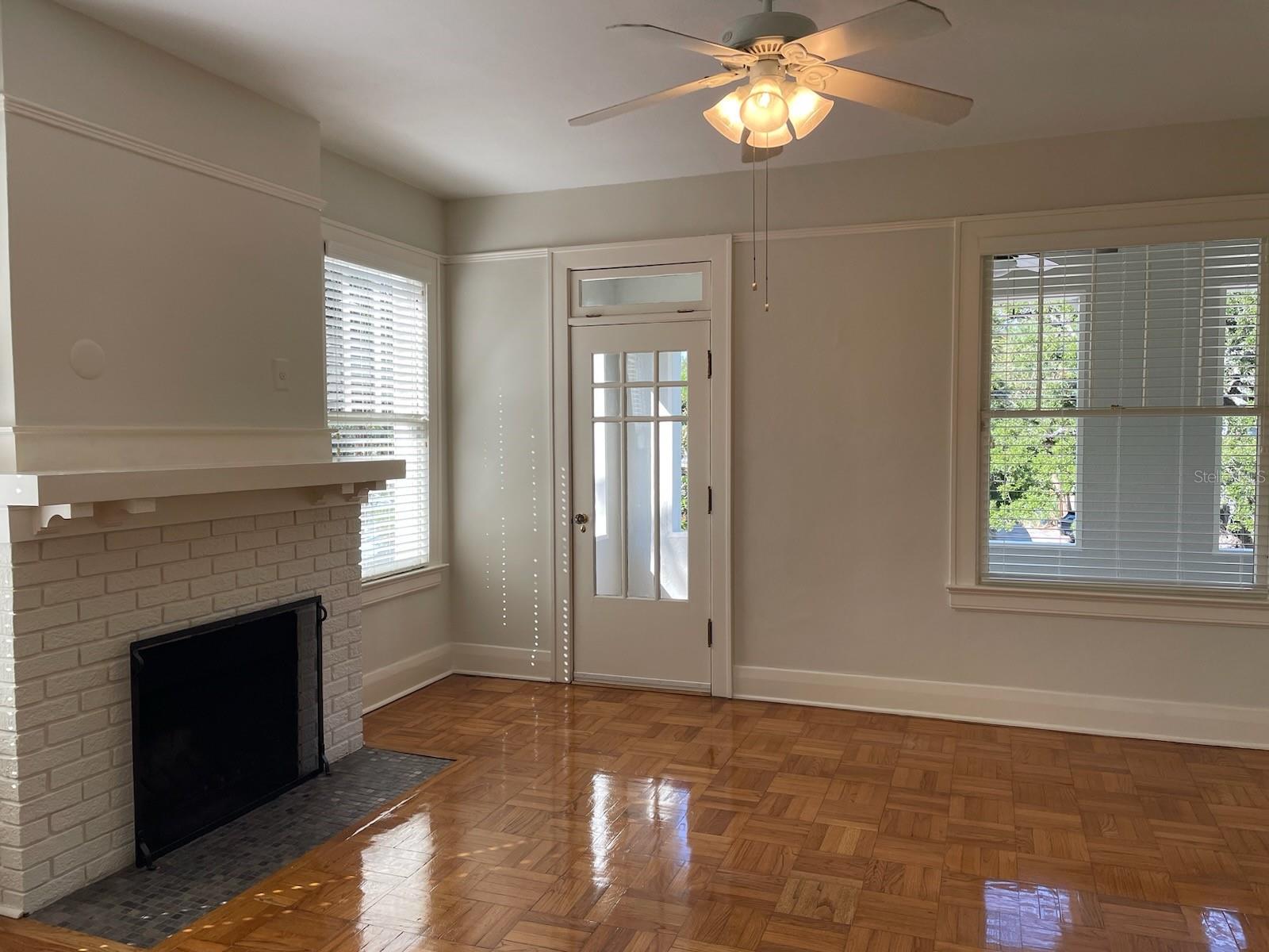 HYDE PARK WEST - Residential Lease