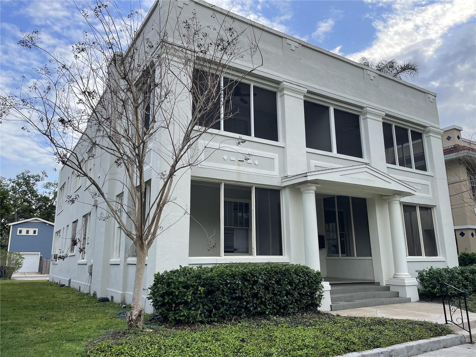 HYDE PARK WEST - Residential Lease