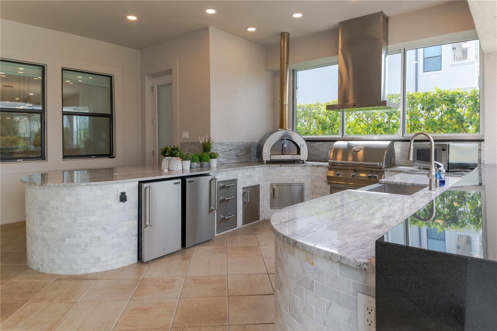 CASABELLA - Residential Lease