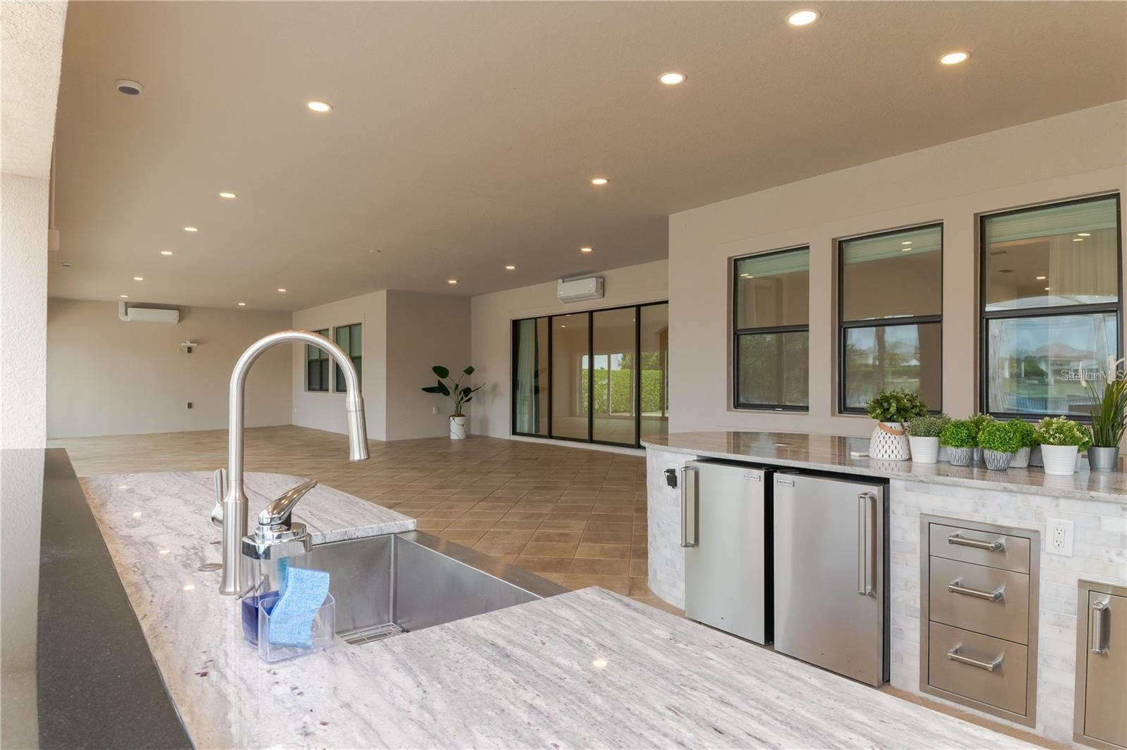 CASABELLA - Residential Lease