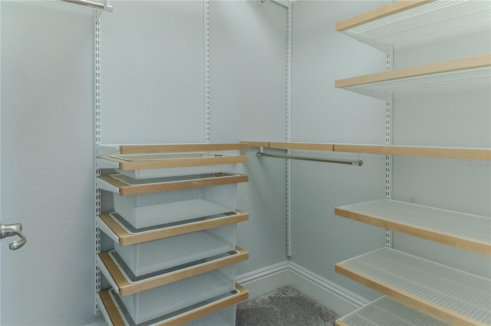 CASABELLA - Residential Lease