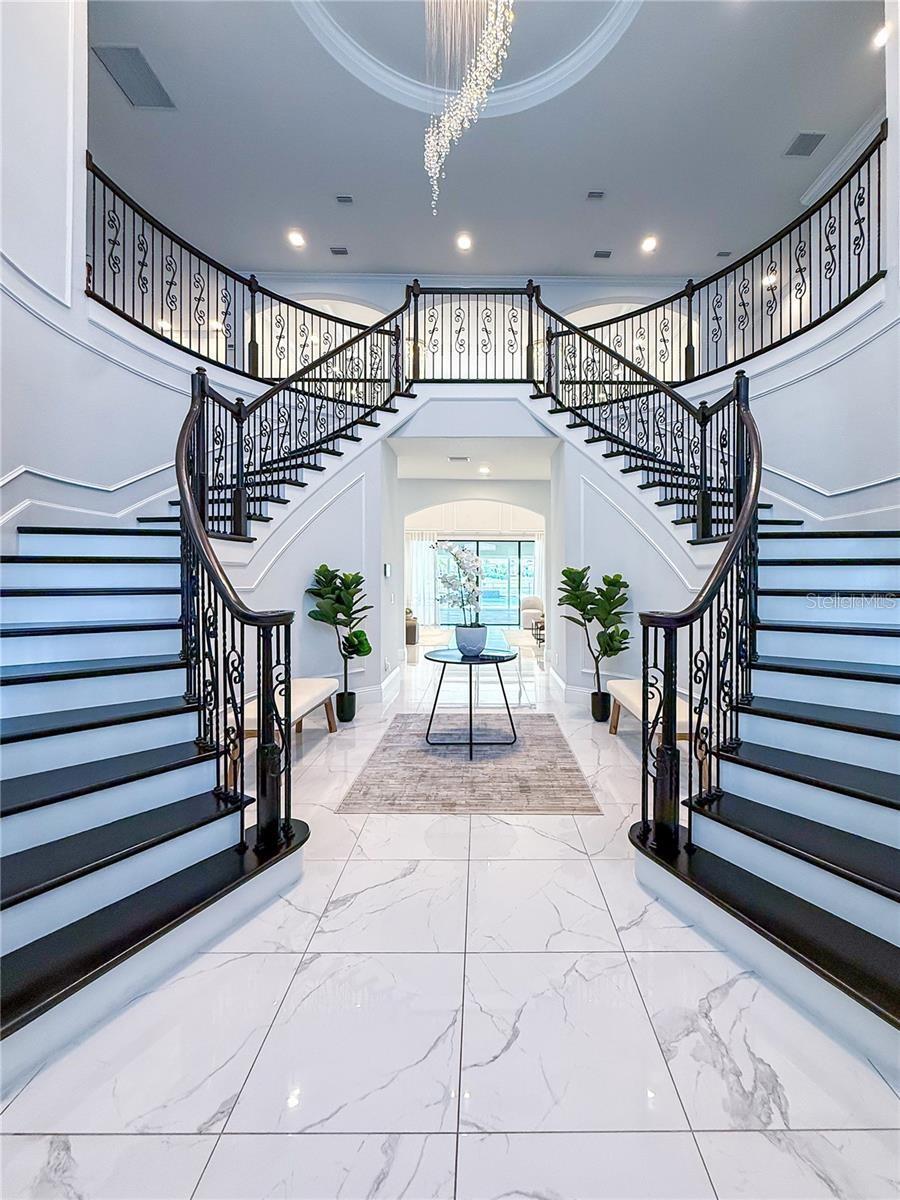 CASABELLA - Residential Lease