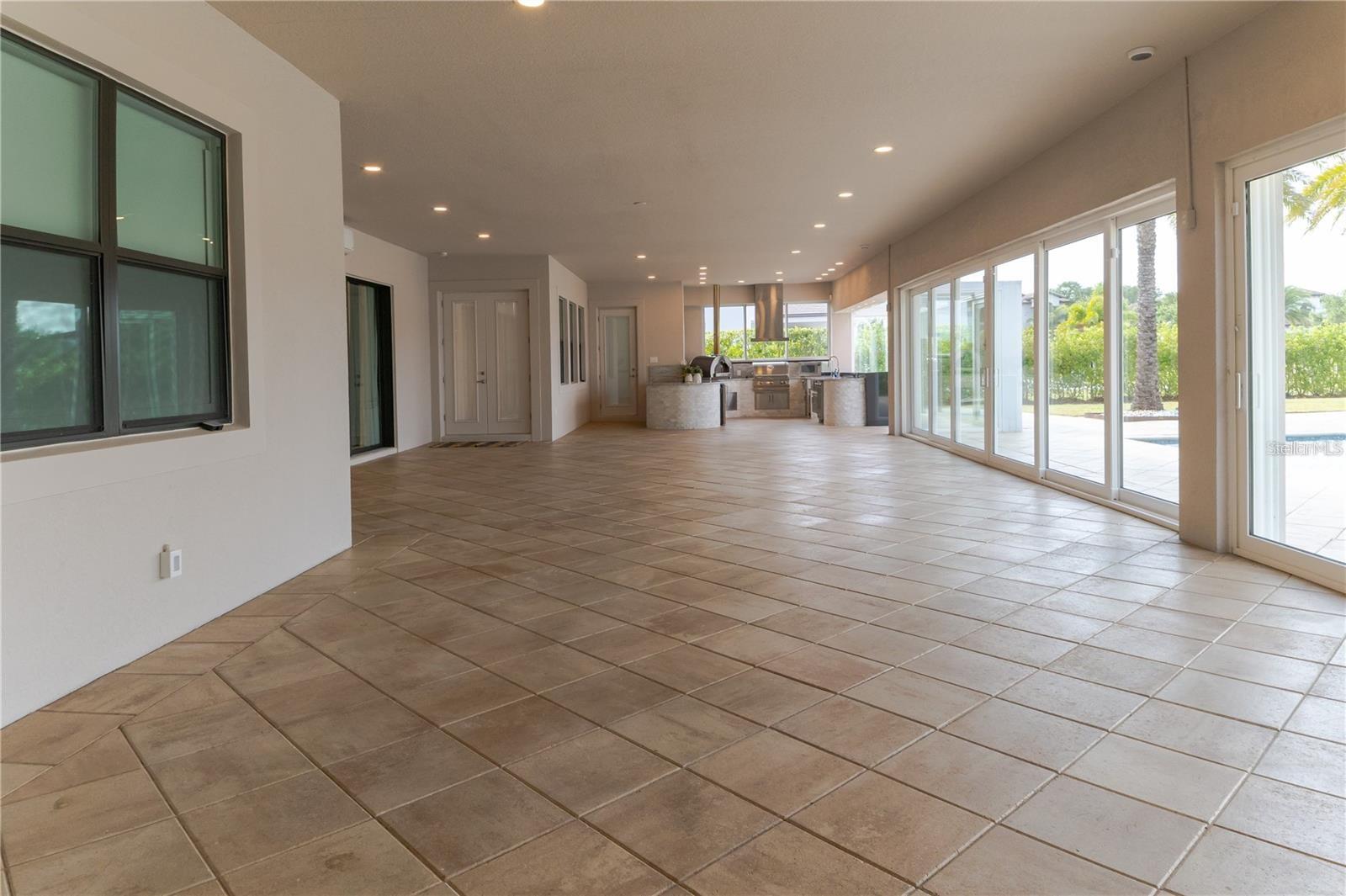 CASABELLA - Residential Lease