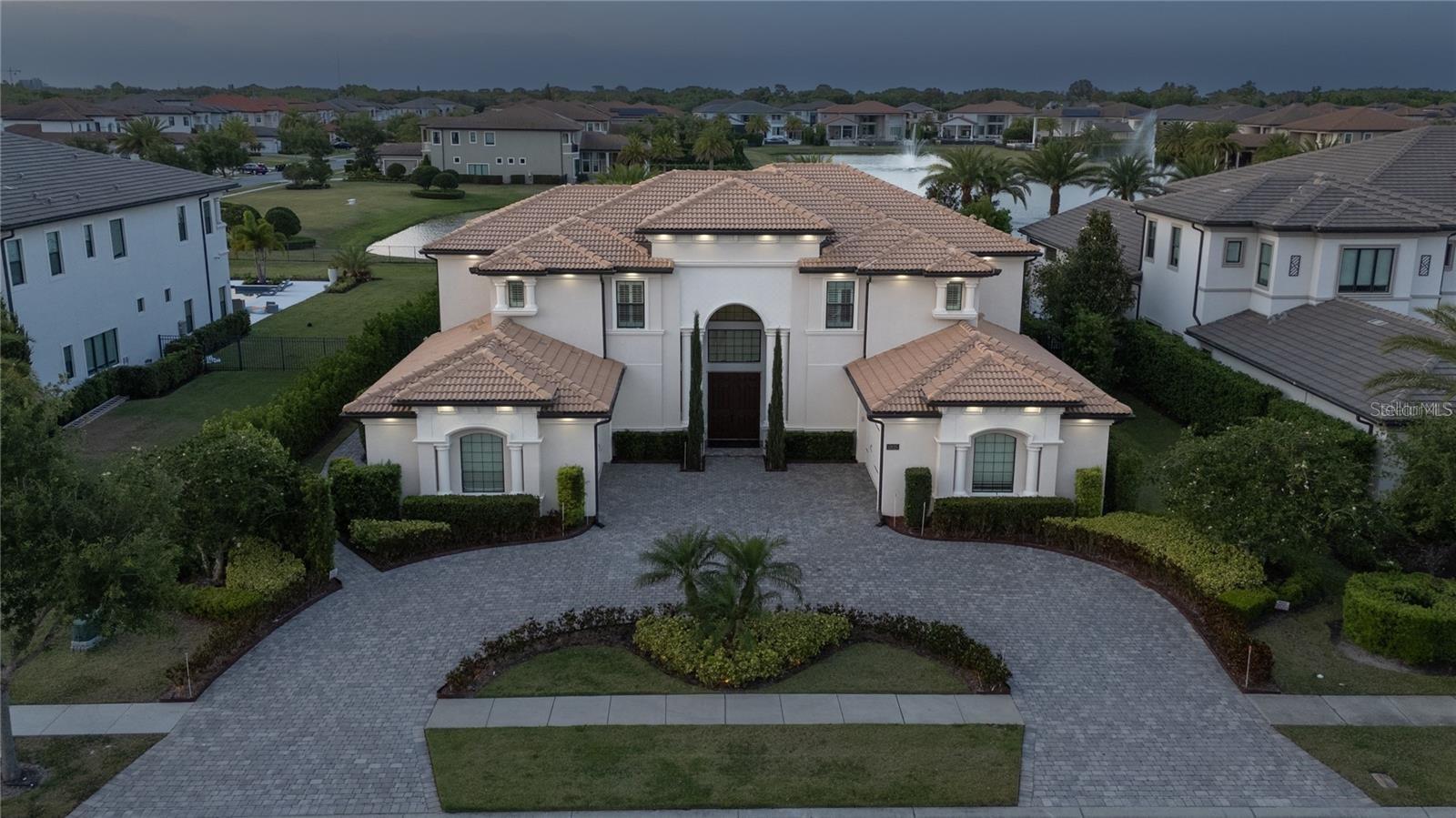 CASABELLA - Residential Lease