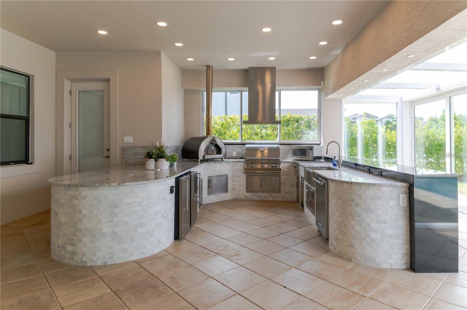 CASABELLA - Residential Lease