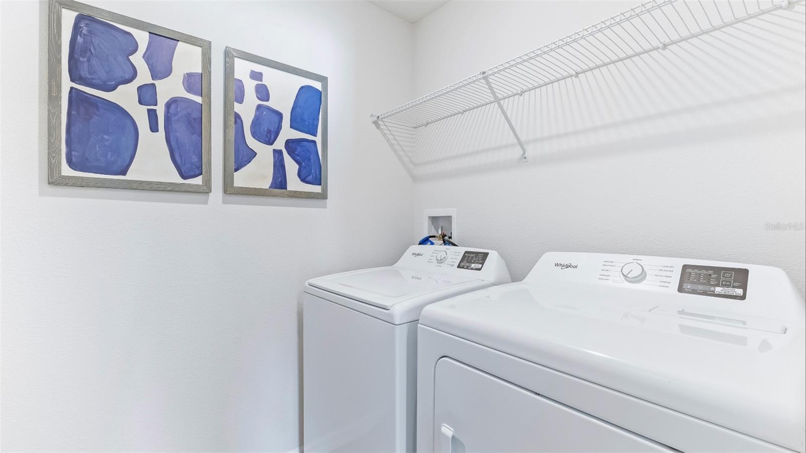 OAKFIELD LAKES - Residential