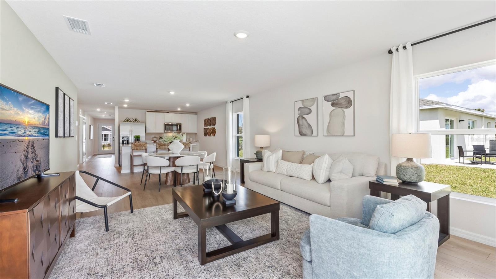 OAKFIELD LAKES - Residential