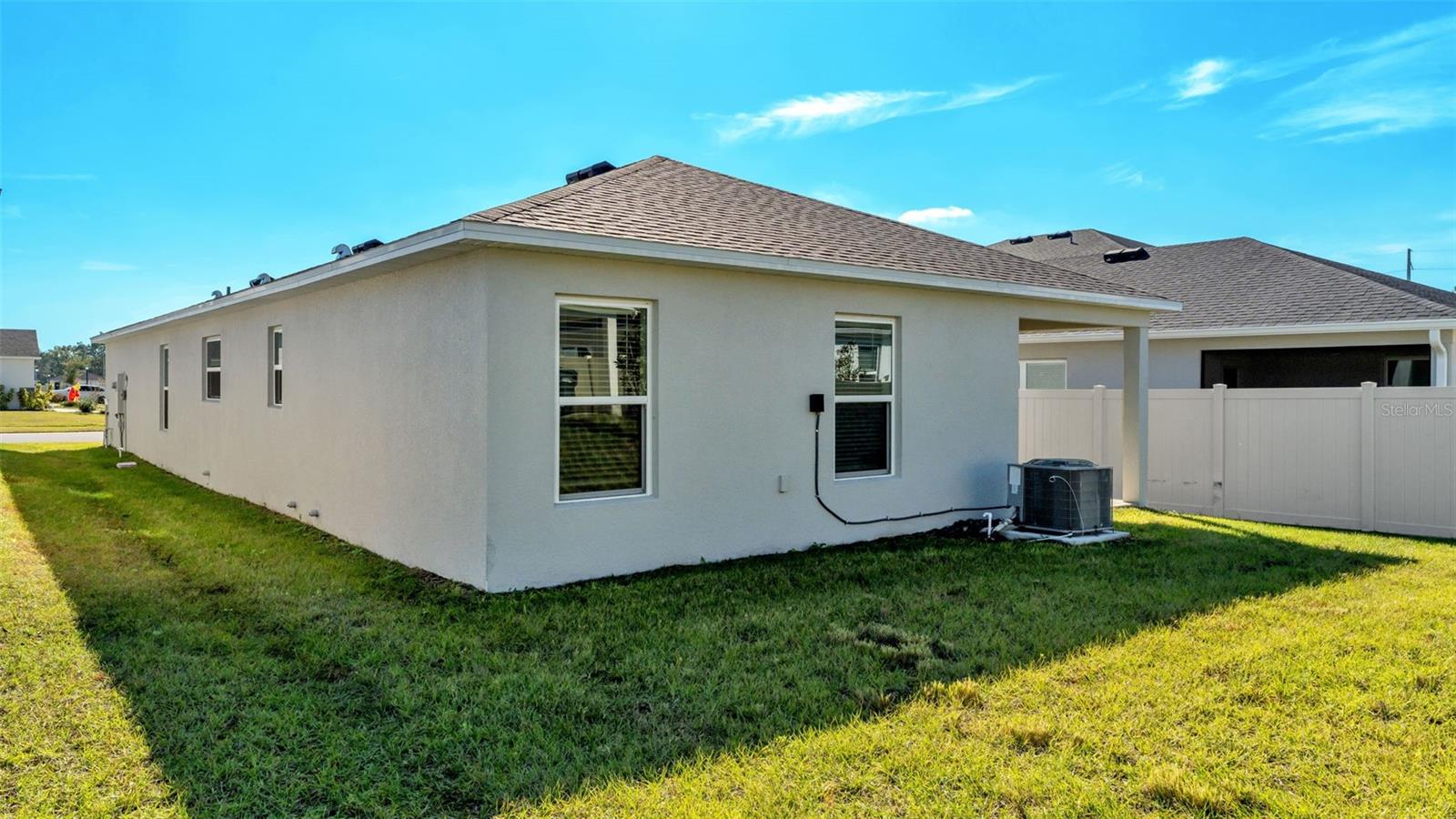 HICKORY RANCH - Residential Lease