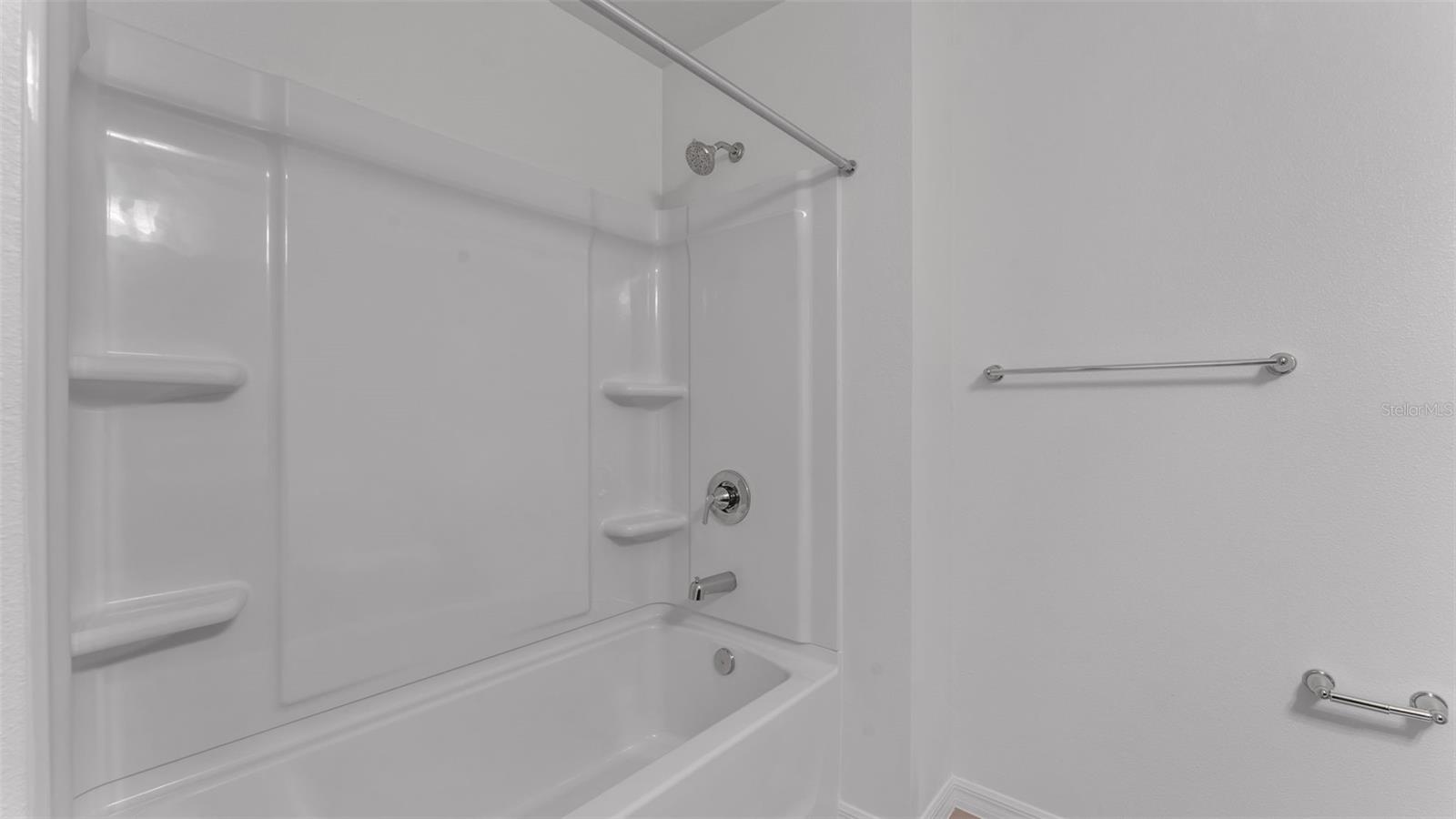 HICKORY RANCH - Residential Lease