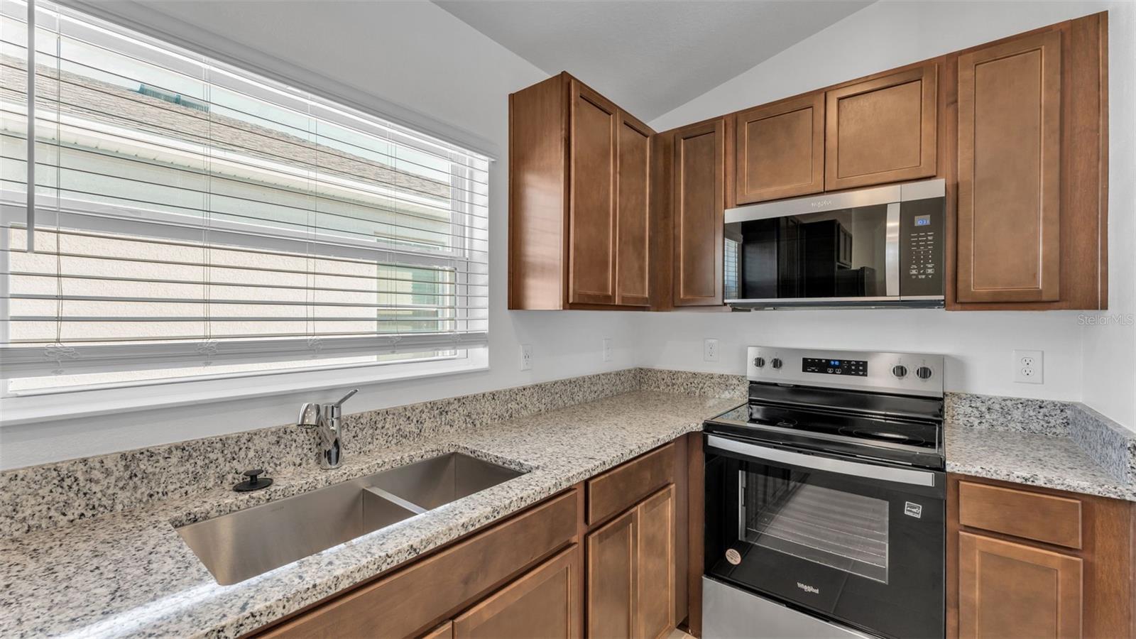 HICKORY RANCH - Residential Lease