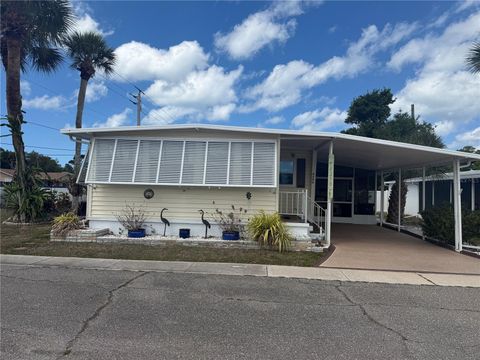 Photo of 6290 Daffodil Road, Venice, FL 34293 (MLS # N6143721)