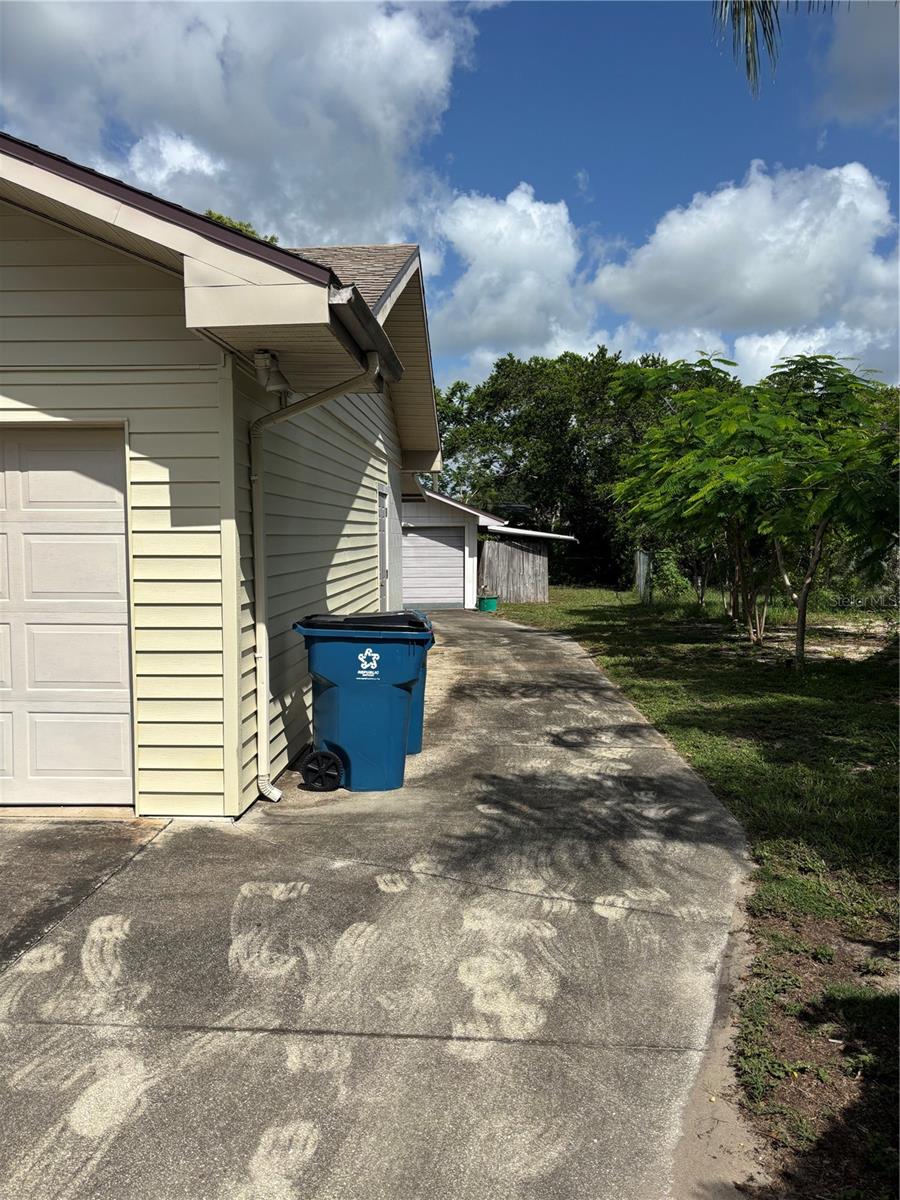 816 CASSELBERRY DRIVE