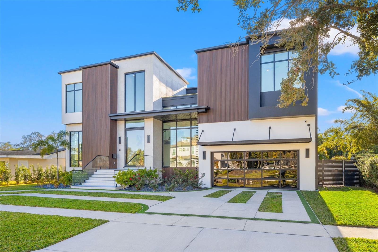 EDEN SHORES SEC 4 BLK 6, LOT 2 - Residential