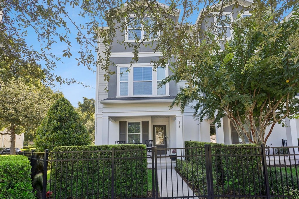 Photo of 555 N Fern Creek Avenue #1, Orlando, FL 32803 (MLS # G5116730)