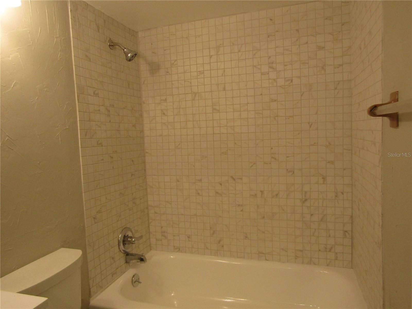 BUNKER OAKS - Residential Lease